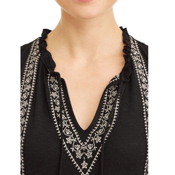 Time and Tru Embroidered Boho Black White Tie Front Top Size L - Picture 4 of 13